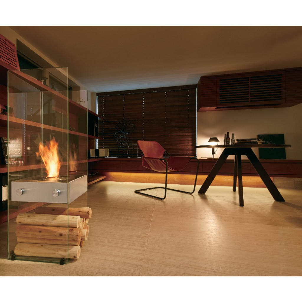 EcoSmart Fire Ghost Bioethanol Fireplace - Freestanding Ethanol Fireplace